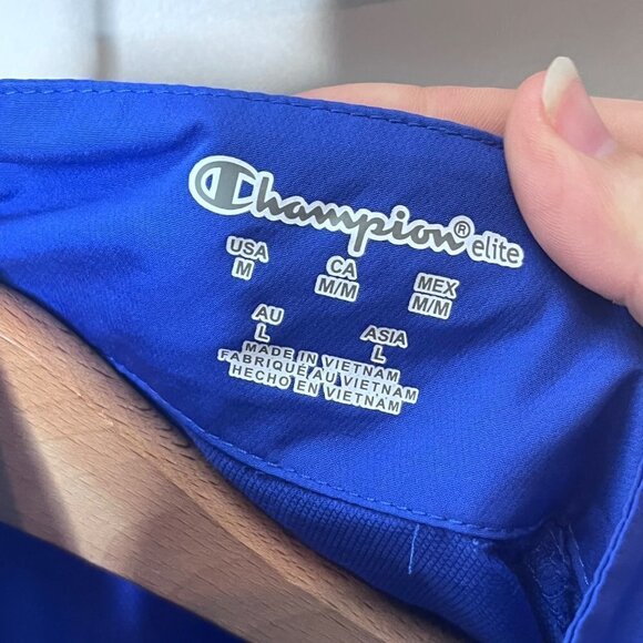 CHAMPION track lightweight long sleeve jacket women's‎ sz. Medium - Picture 4 of 6